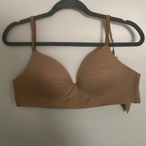 Soma Enbliss Wireless Bra 32DD Nude NWT